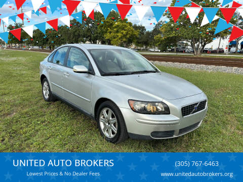 2006 Volvo S40 for sale at UNITED AUTO BROKERS in Hollywood FL
