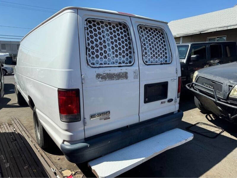 2012 Ford E-Series E-350 SD