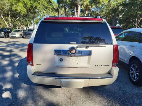 2012 Cadillac Escalade Luxury