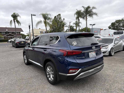 2020 Hyundai Santa Fe SE