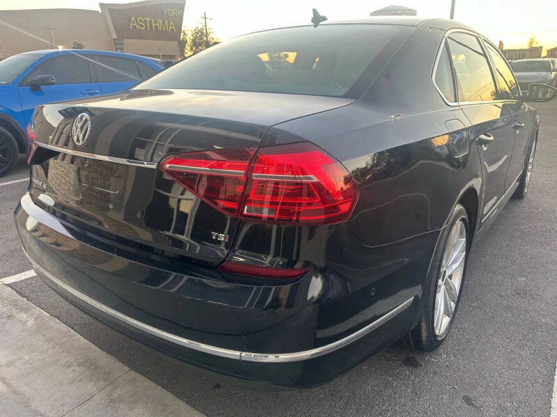 2017 Volkswagen Passat 1.8T SEL Premium