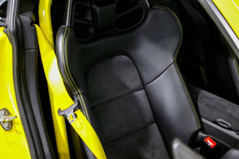 2016 Porsche Cayman GT4