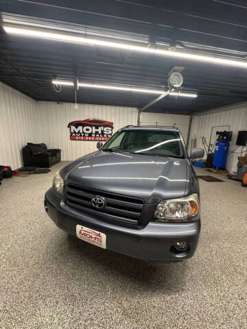 2006 Toyota Highlander for sale at Moh's Auto Sales LLC in Ankeny IA