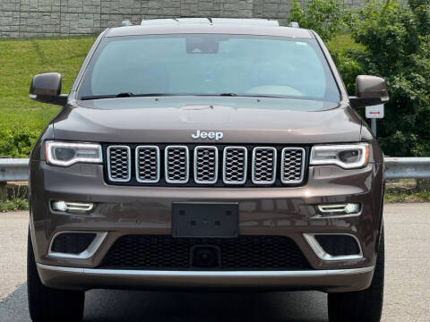 2018 Jeep Grand Cherokee Summit