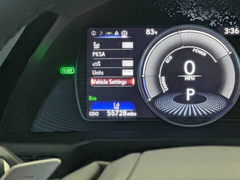 2022 Lexus ES 300h