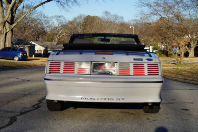 1989 Ford Mustang