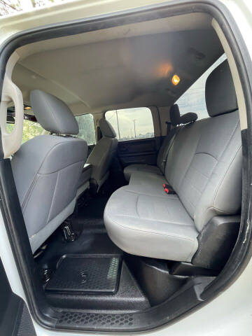 2018 RAM 1500 Express