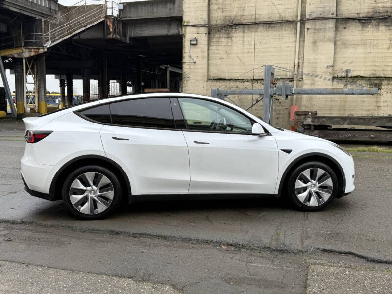 2020 Tesla Model Y Long Range