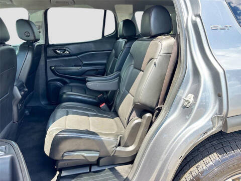 2021 GMC Acadia SLT