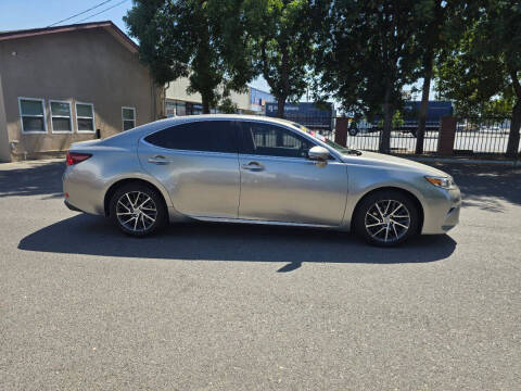 2017 Lexus ES 350
