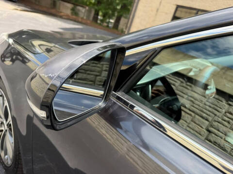 2017 Kia Cadenza Technology