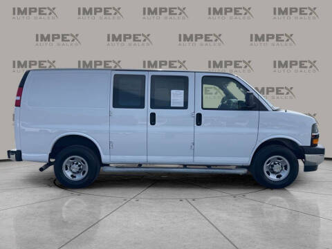 2023 Chevrolet Express 2500