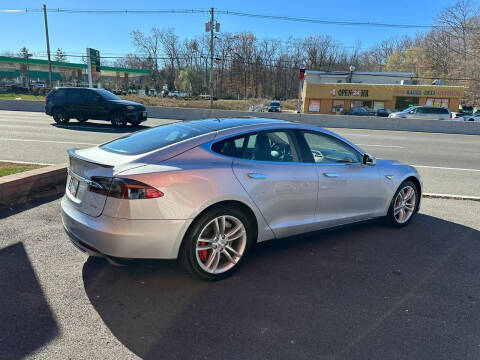 2014 Tesla Model S P85