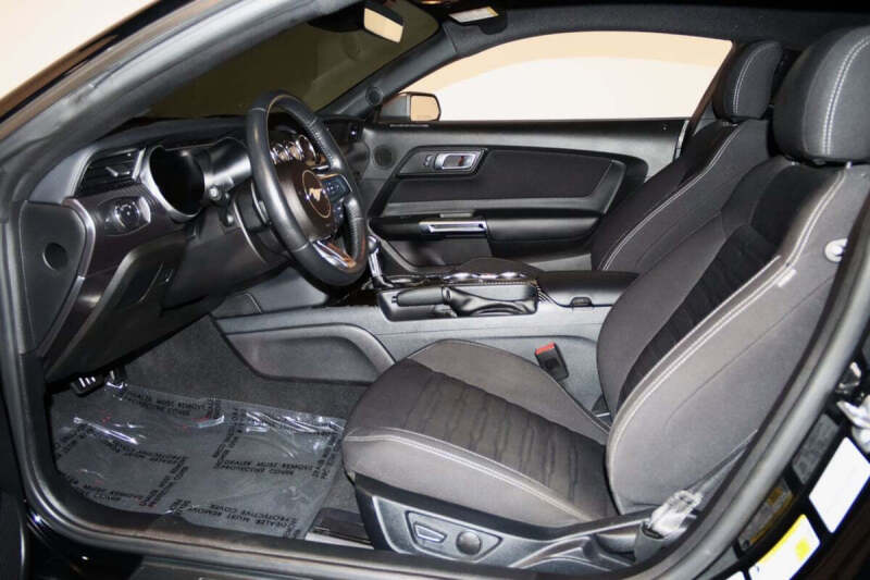2021 Ford Mustang Mach 1
