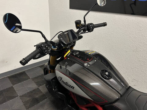 2022 Indian FTR CARBON