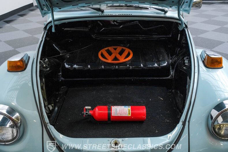 1974 Volkswagen Super Beetle