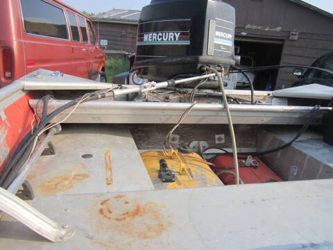 1981 Lowe Boats boat