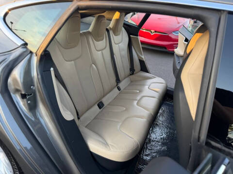2016 Tesla Model S