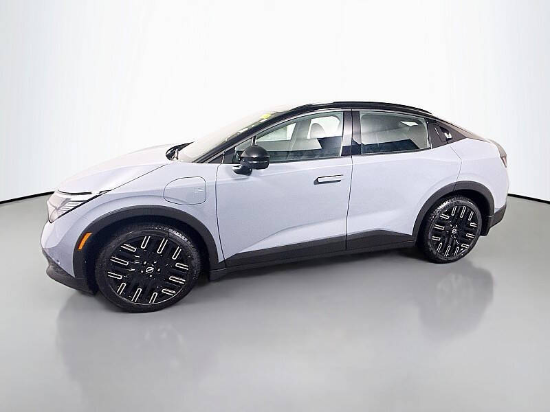 2026 Nissan LEAF Platinum+