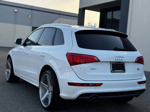 2012 Audi Q5 3.2 quattro Premium Plus