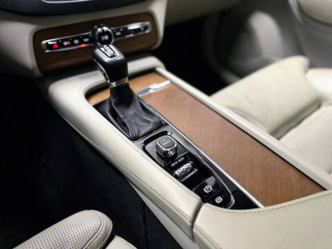 2017 Volvo XC90 T6 Inscription