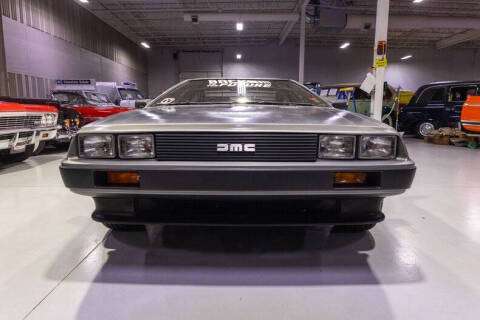 1981 DeLorean DMC-12
