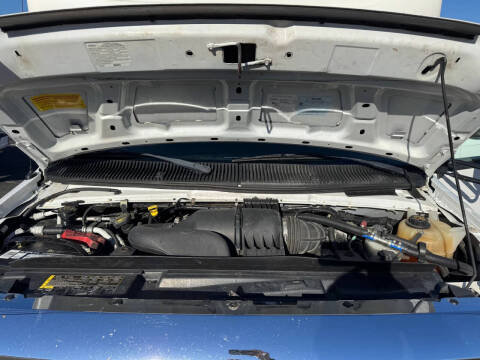 2017 Ford E-Series E-450 SD