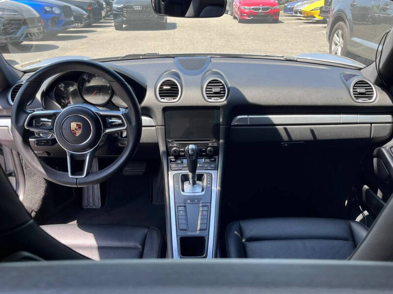 2017 Porsche 718 Cayman