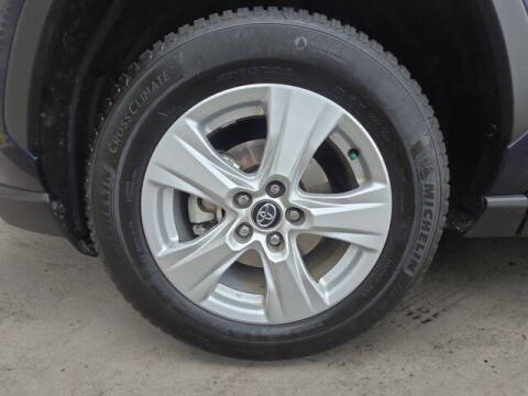 2020 Toyota RAV4 Hybrid XLE