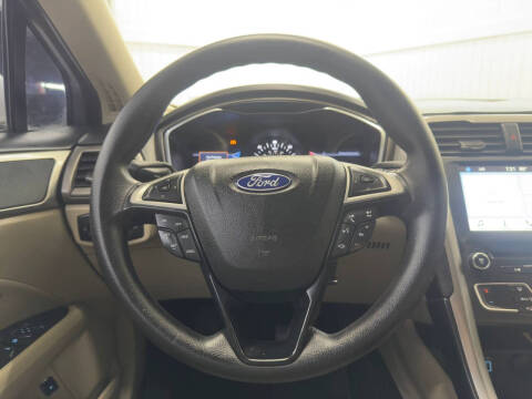 2017 Ford Fusion Hybrid SE