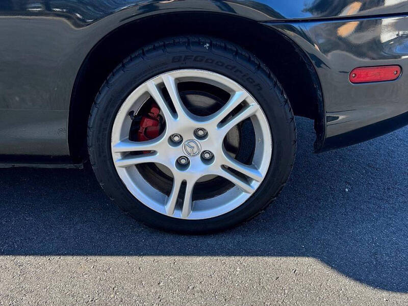 2005 Mazda MX-5 Miata