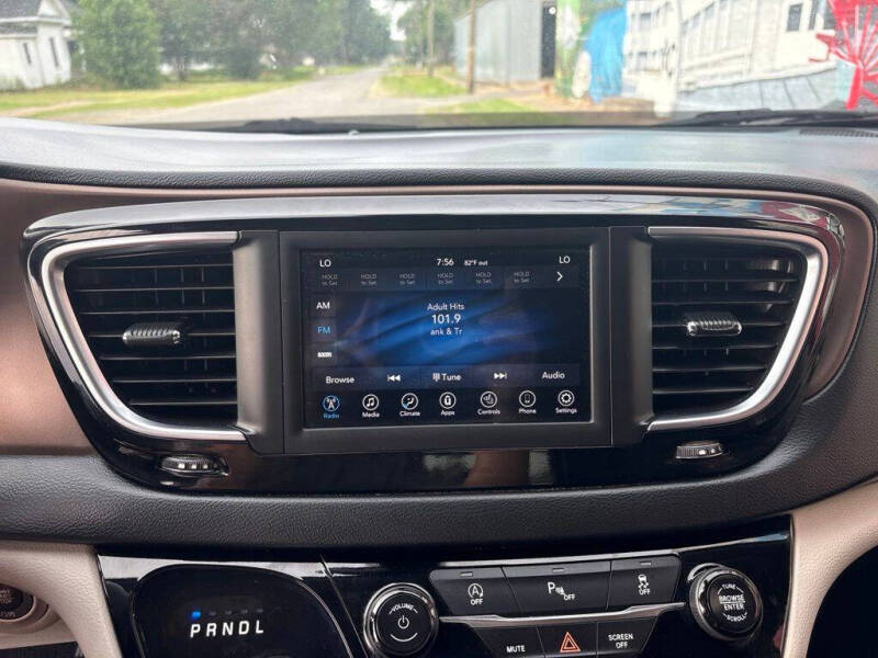 2019 Chrysler Pacifica Touring L