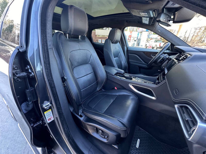 2017 Jaguar F-PACE S