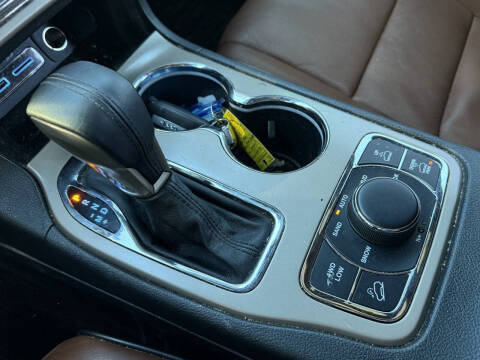 2017 Jeep Grand Cherokee Summit