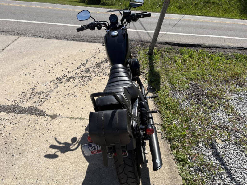 2016 Harley-Davidson Iron 883