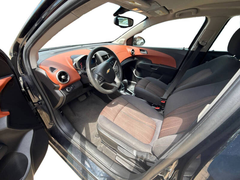 2015 Chevrolet Sonic LT Auto