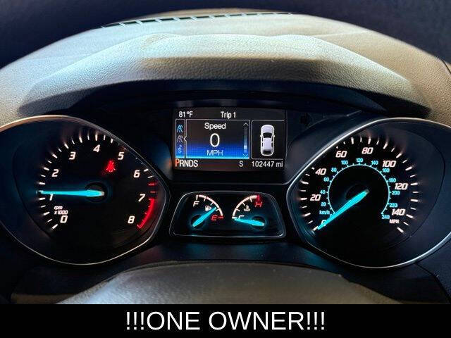 Silver 2016 Ford Escape SE SE 4dr SUV 30