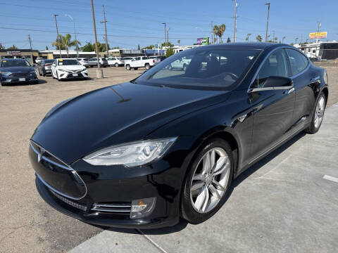 2015 Tesla Model S 85D
