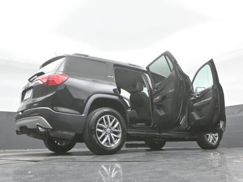 2017 GMC Acadia SLE-2