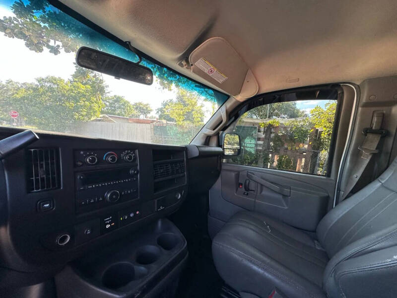 2020 Chevrolet Express 2500