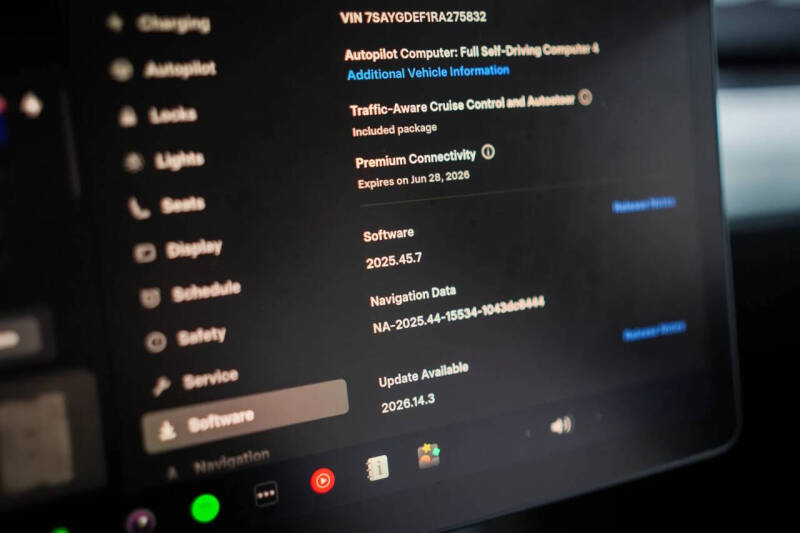 2024 Tesla Model Y Performance