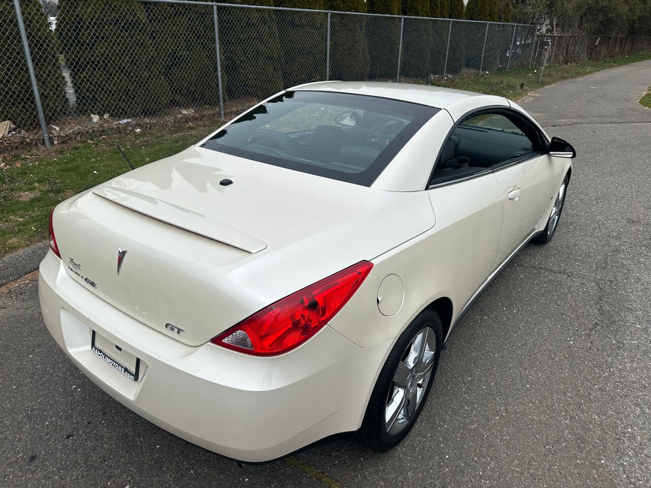 2008 Pontiac G6 9