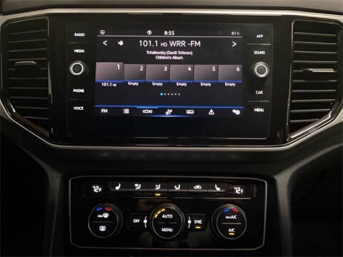 2022 Volkswagen Atlas Cross Sport V6 SE