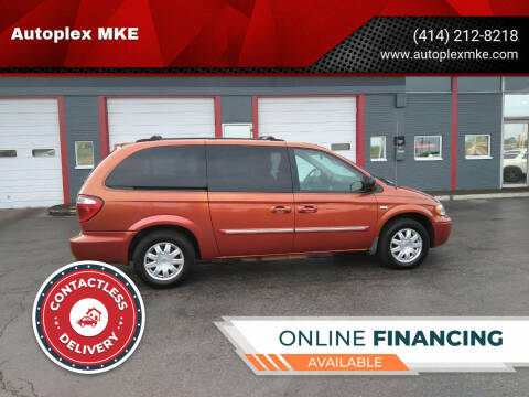 2006 Chrysler Town and Country for sale at Autoplexmkewi in Milwaukee WI