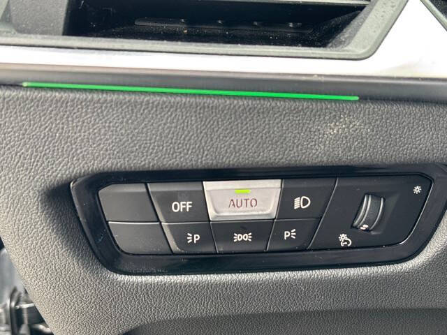 2024 BMW 3 Series 330i