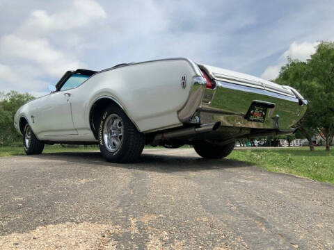 1969 Oldsmobile Cutlass