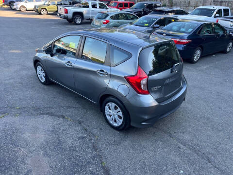 2017 Nissan Versa Note SV