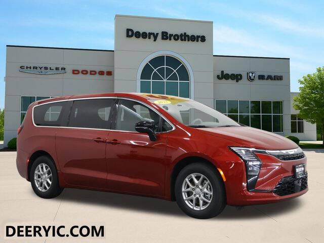 2027 Chrysler Pacifica Select