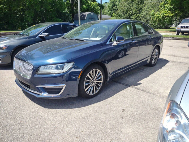 2017 Lincoln MKZ for sale at Dave's Car Corner in Hartford City IN