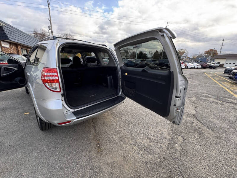 2009 Toyota RAV4 Sport